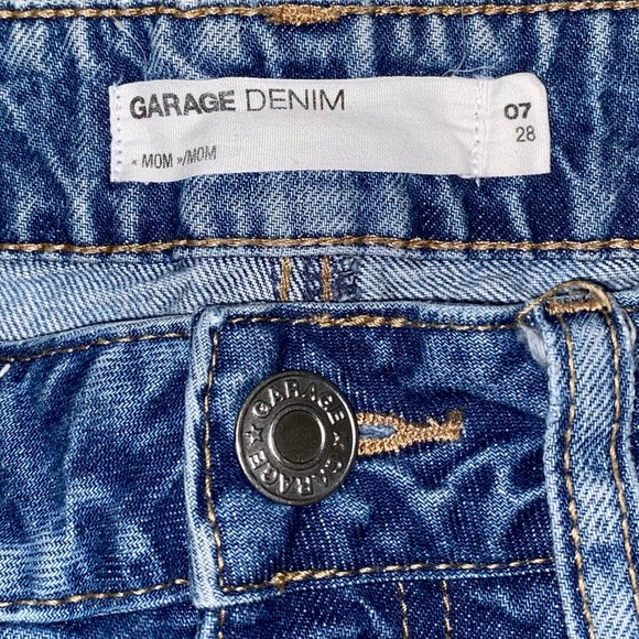 MOM SHORT - Picture 4 of 4